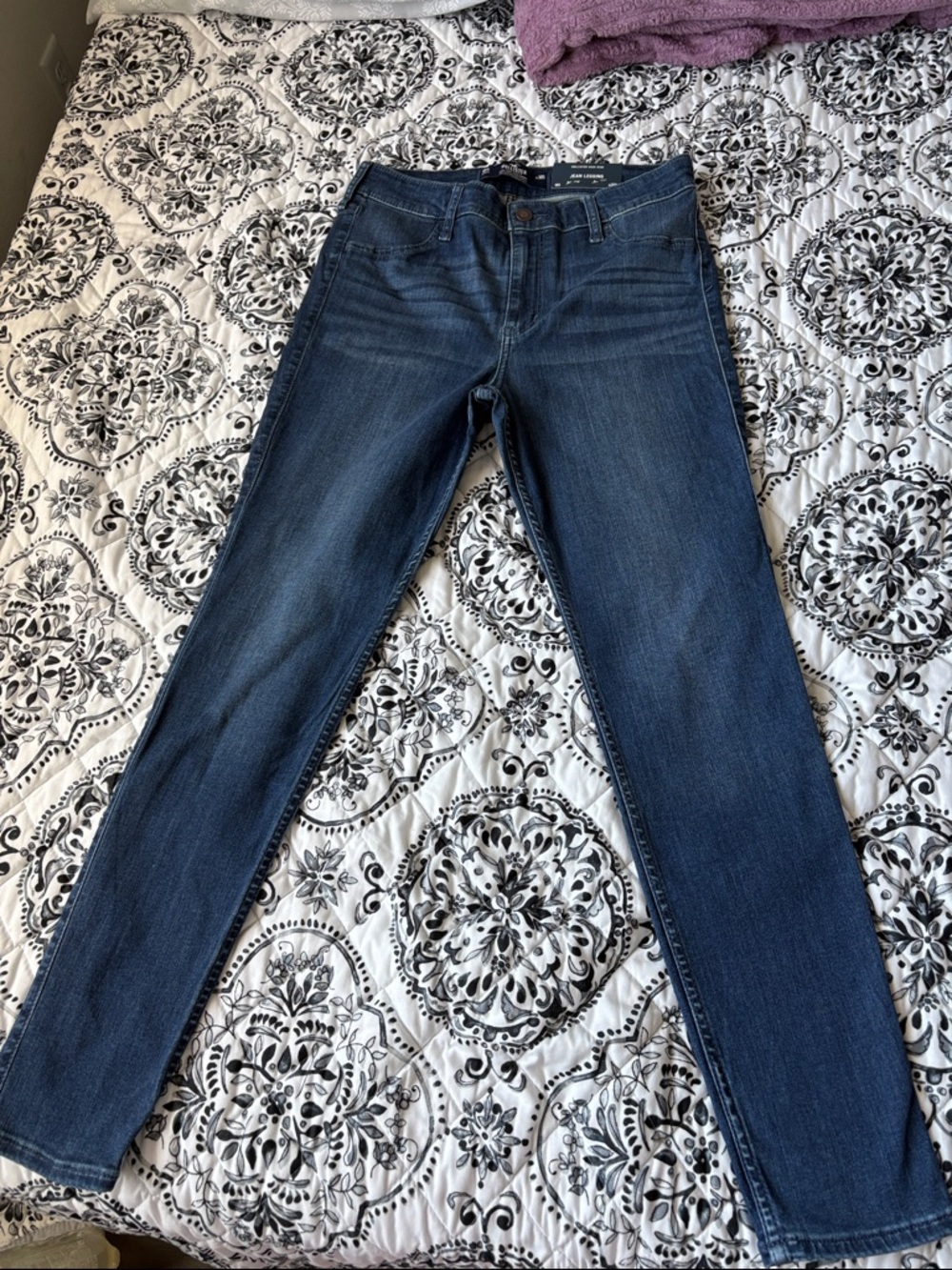 Hollister Dark Blue Skinny Jeans